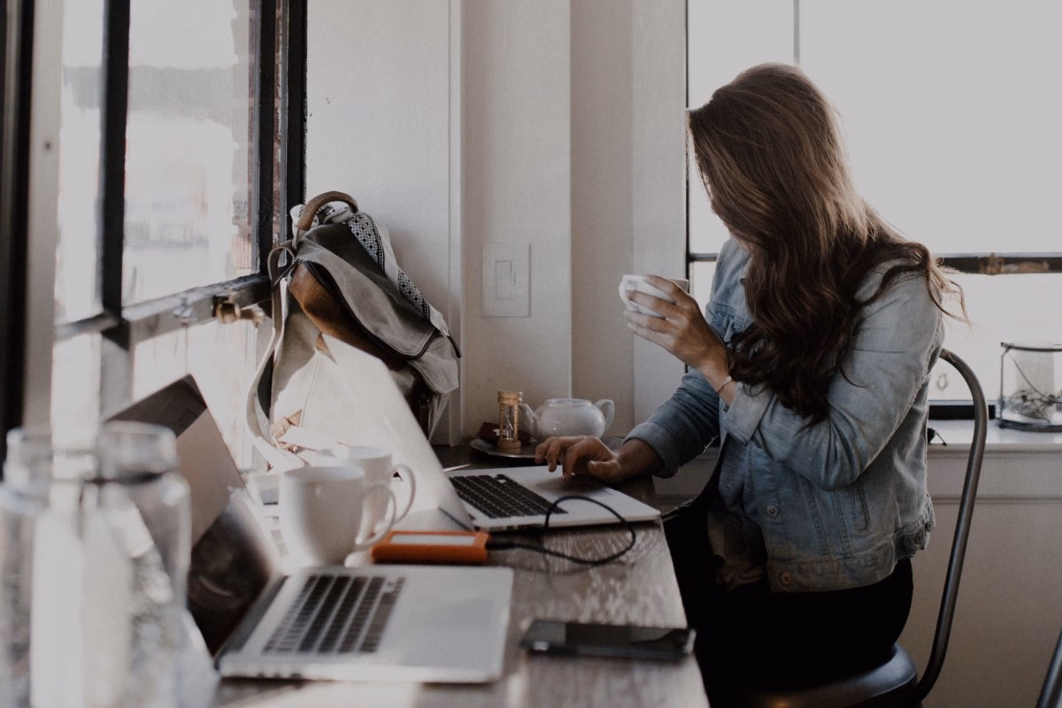 5 Ways to Save Money as a Freelancer