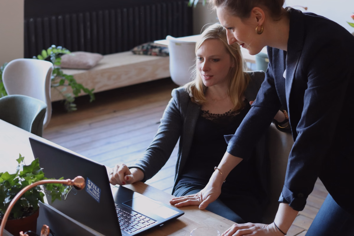 Grow Your Freelance Work by Posting Regularly on LinkedIn